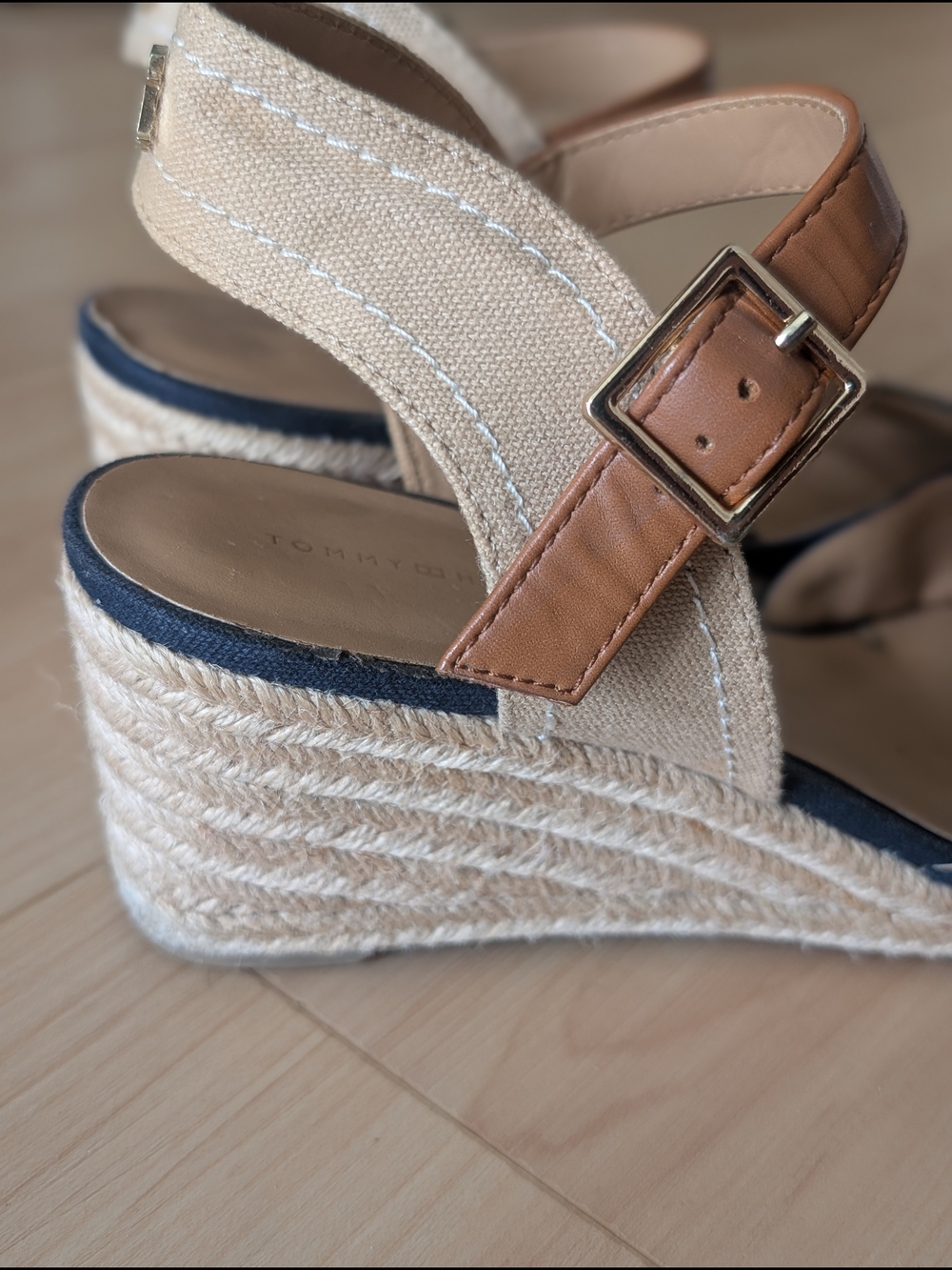 Tommy Hilfiger Women's Nilsa Wedge Navy Canvas Espadrille Sandal Size 9.5 - Picture 5 of 8